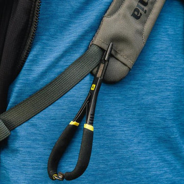 https://www.zefixflyfishing.de/wp-content/uploads/2021/06/Rogue_mitten_scissors_1.jpg